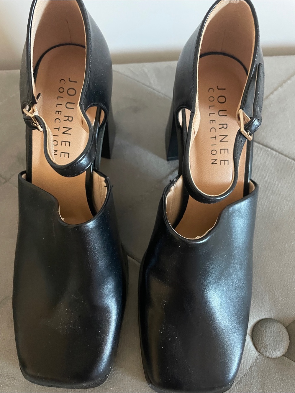 Journee Collection Black Mary Jane Block Heels with Ankle Strap - Picture 2 of 7